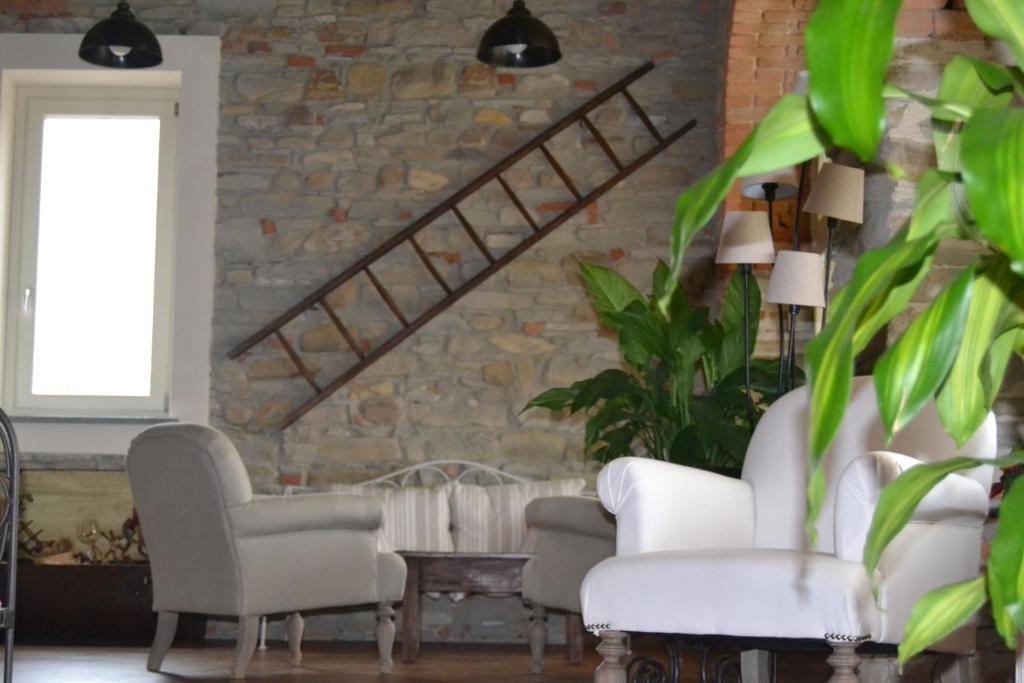 Agriturismo Costa Dei Platani 아키테르메 외부 사진